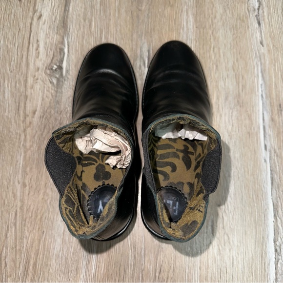 Fly London Yoss Black Casual Pull-On Chelsea Boots Mousse Leather Size UK 4 EU37 - Picture 7 of 13
